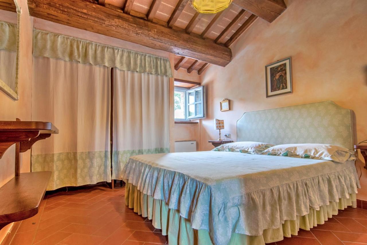 Agriturismo I Frati Paciano Exterior photo